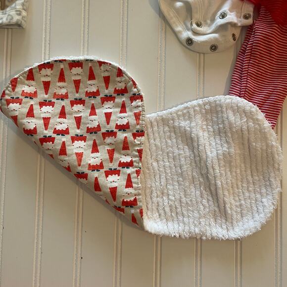 Holidays Christmas 5 Piece Bundle Merry Bright Reindeer Burp Cloth Girls Newborn - Picture 4 of 5